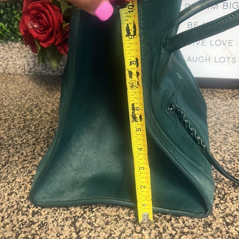 Ladies AUTHENTIC CELINE BAG - Picture 4 of 11